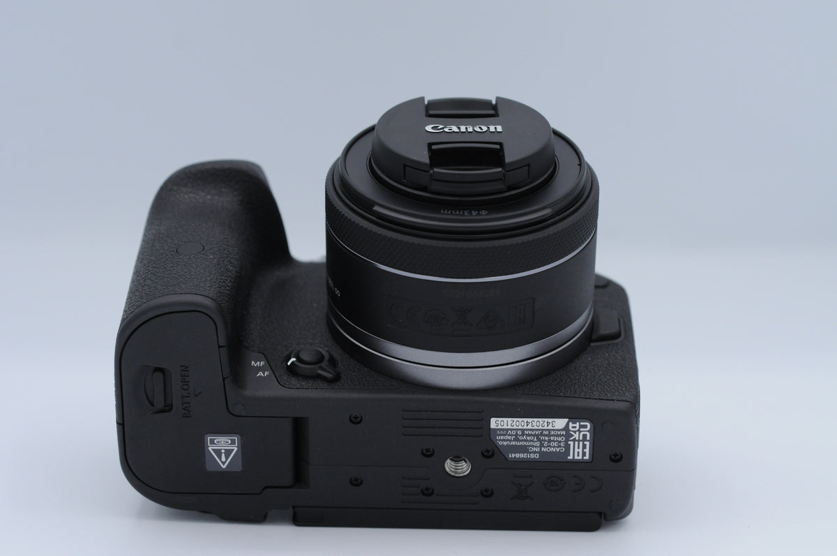 Canon EOS R7 with RF 50mm f1.8 STM