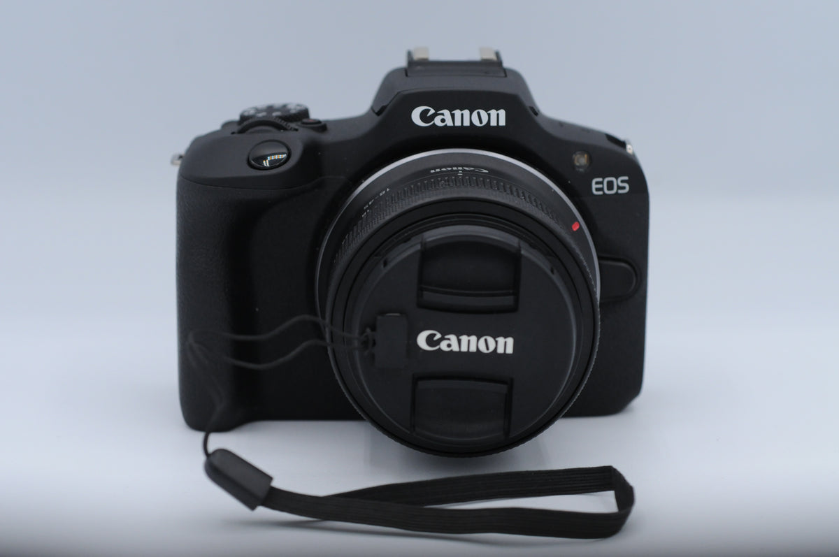 Canon EOS R100 with 18-45mm f4.5 - 6.3 IS STM