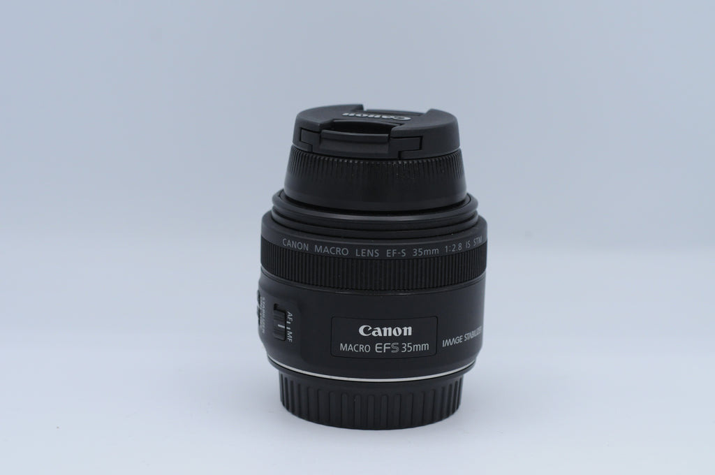 Canon EFS 35mm f2.8 Macro IS STM
