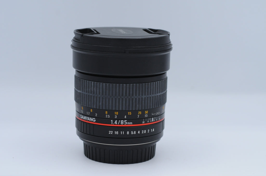 Samyang EF 85mm f1.4