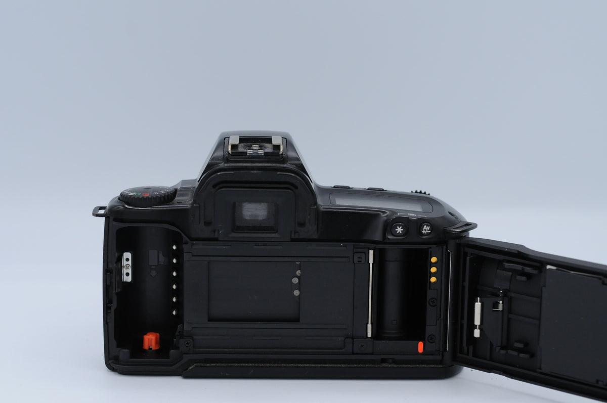 Canon EOS Rebel XS with 35-80mm Lens
