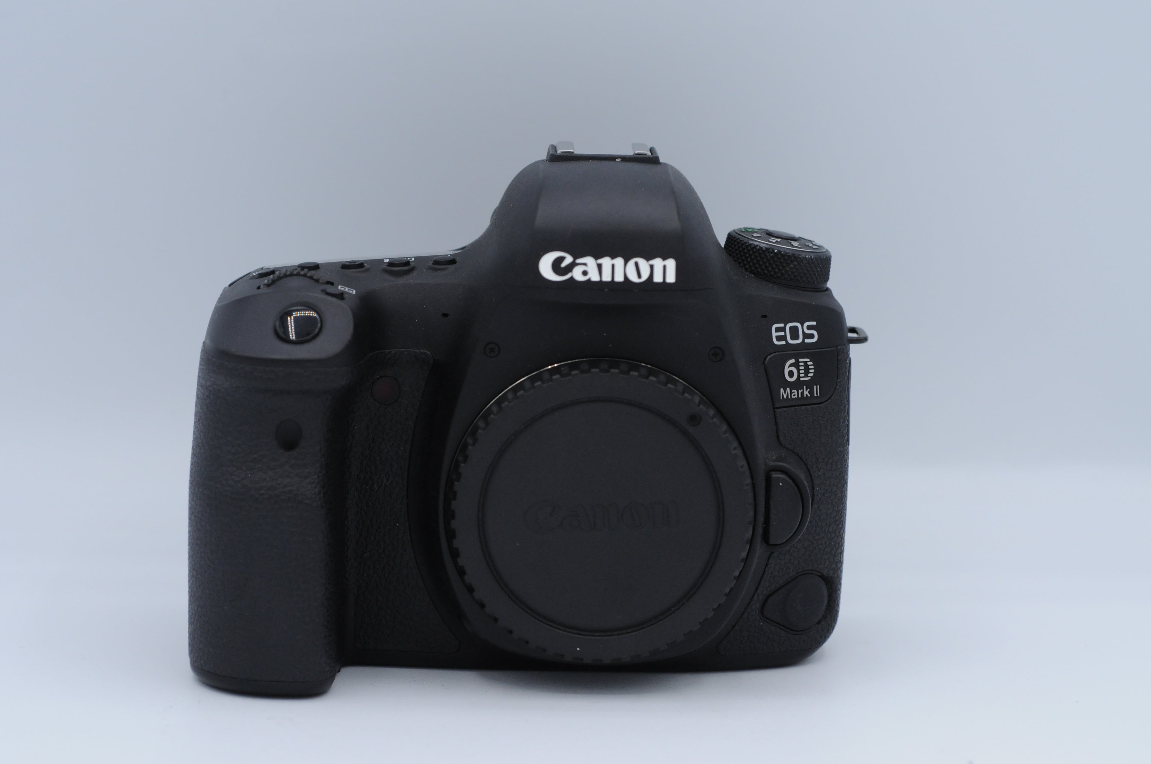 Canon EOS 6D Mark II Body
