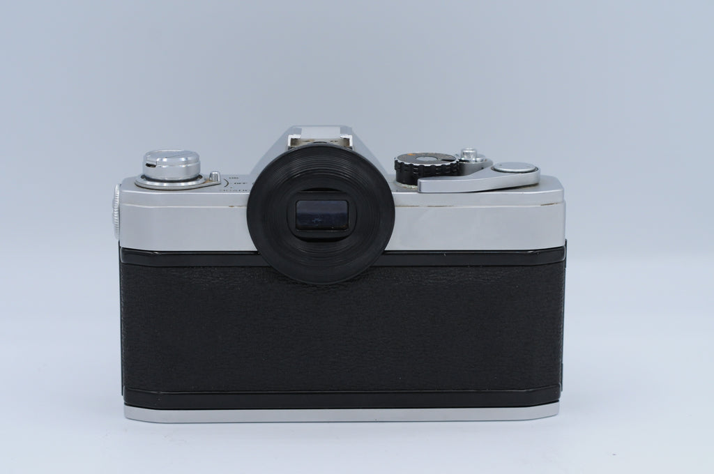 Canon FTb with 50mm f1.8 Lens