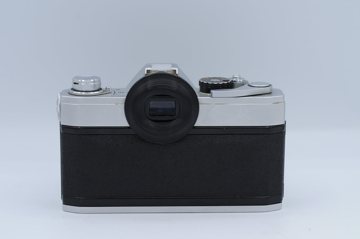 Canon FTb with 50mm f1.8 Lens