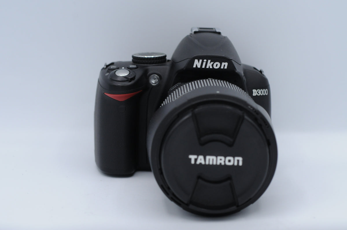 Nikon D3000 with Promaster 18-200mm f3.5 - 6.3 Macro Lens
