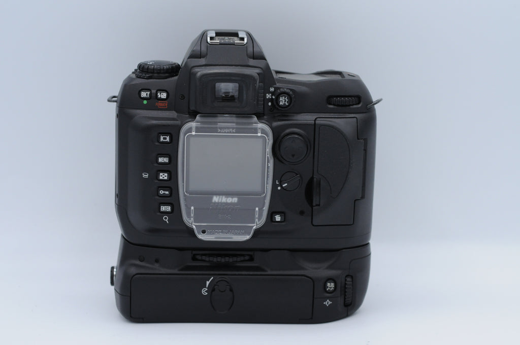 Nikon D100 Body with Battery Grip