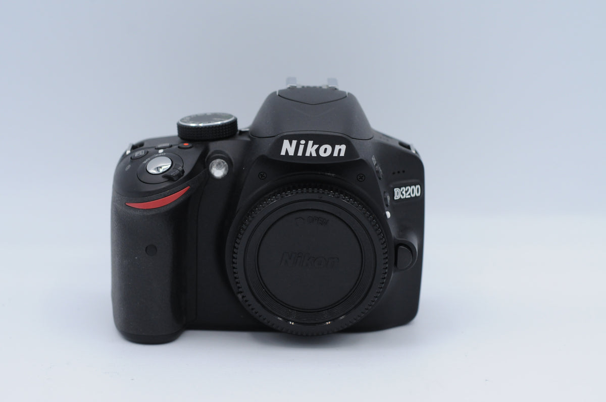 Nikon D3200 [Body Only]