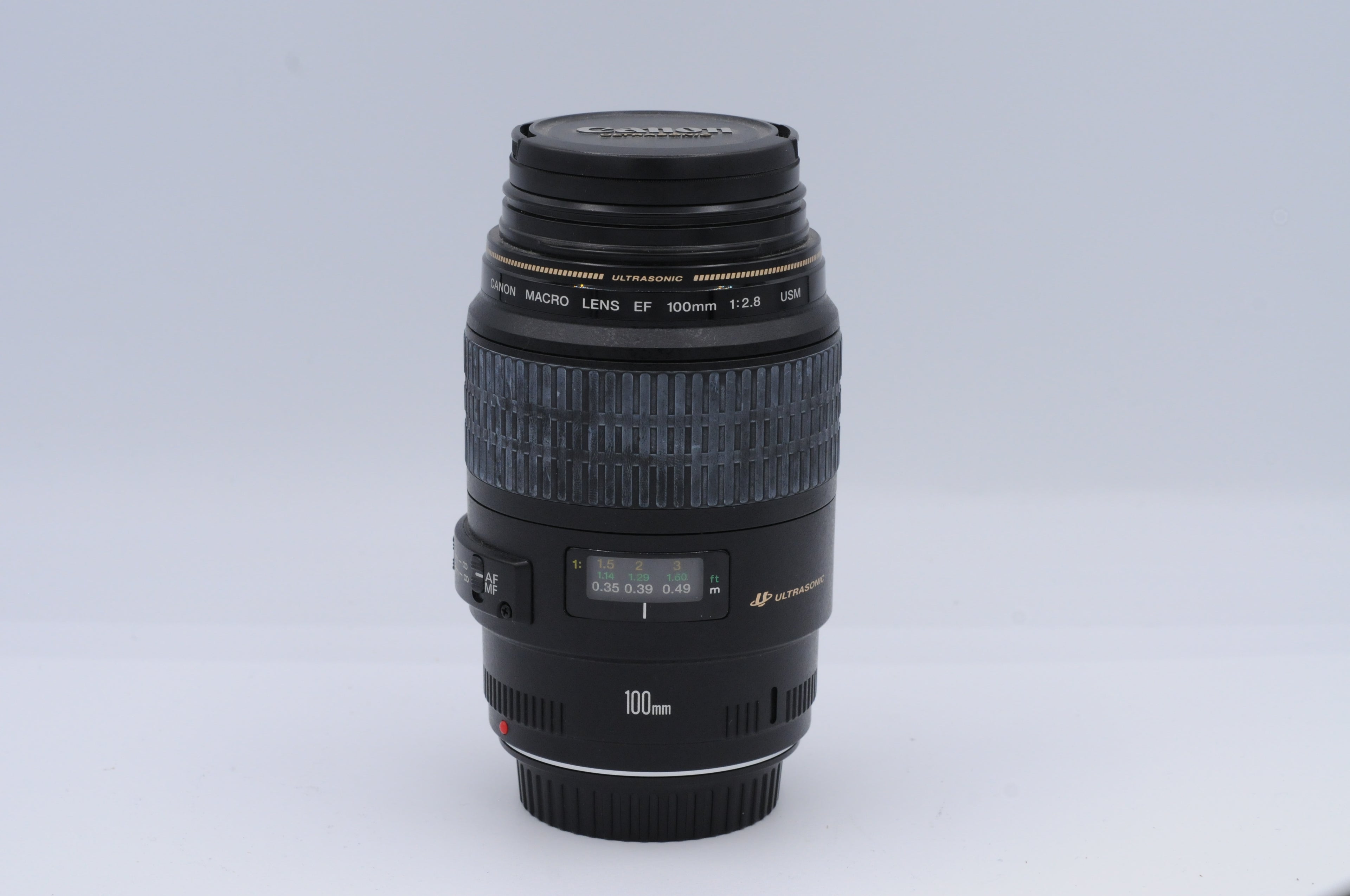 Canon EF 100mm f2.8 Macro USM