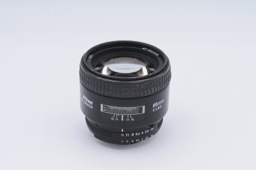 AF Nikkor 85mm f1.8