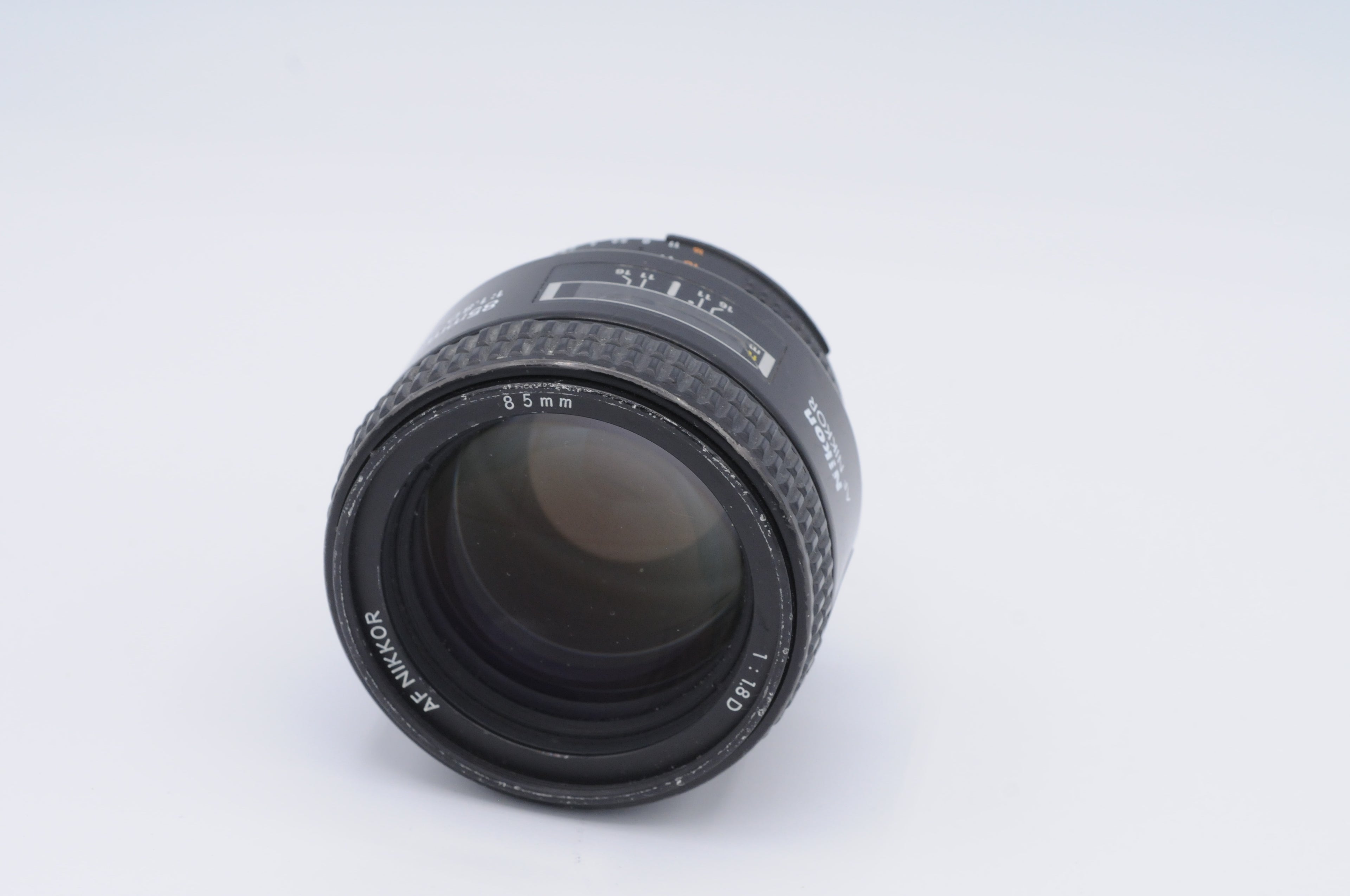 AF Nikkor 85mm f1.8