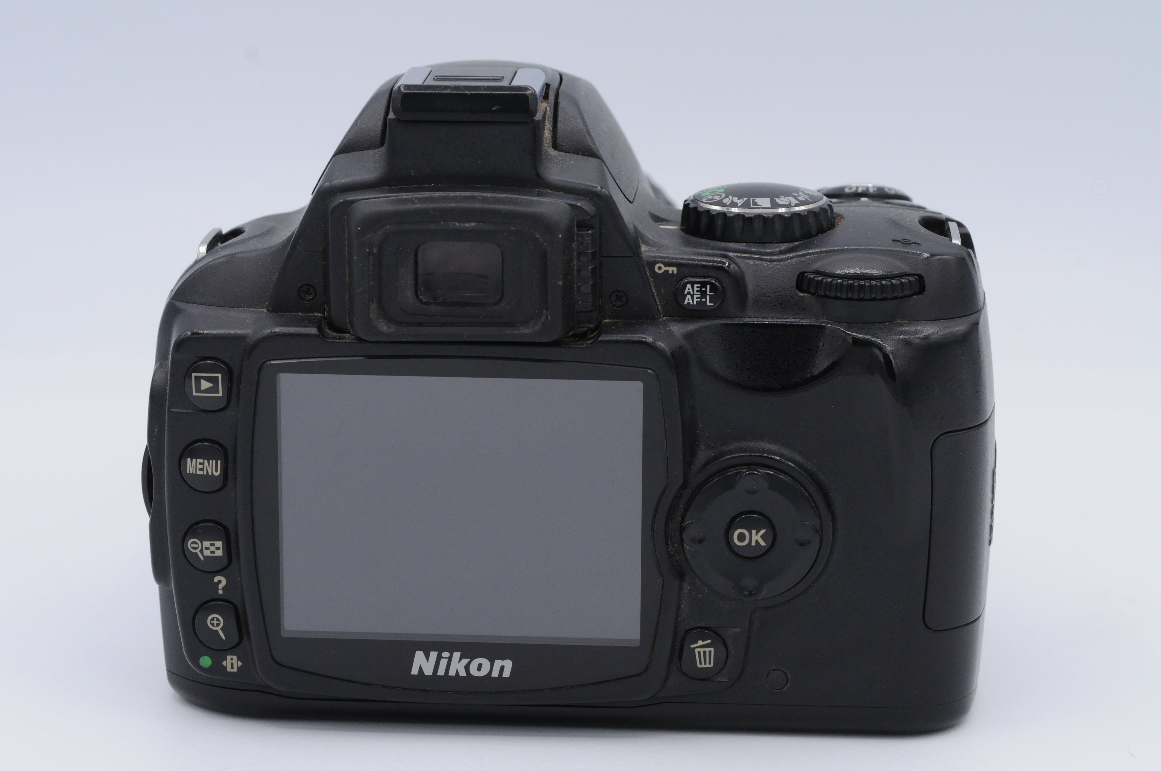 Nikon D40 with Nikon AF Nikkor 18-55mm f3.5 - 5.6 DX