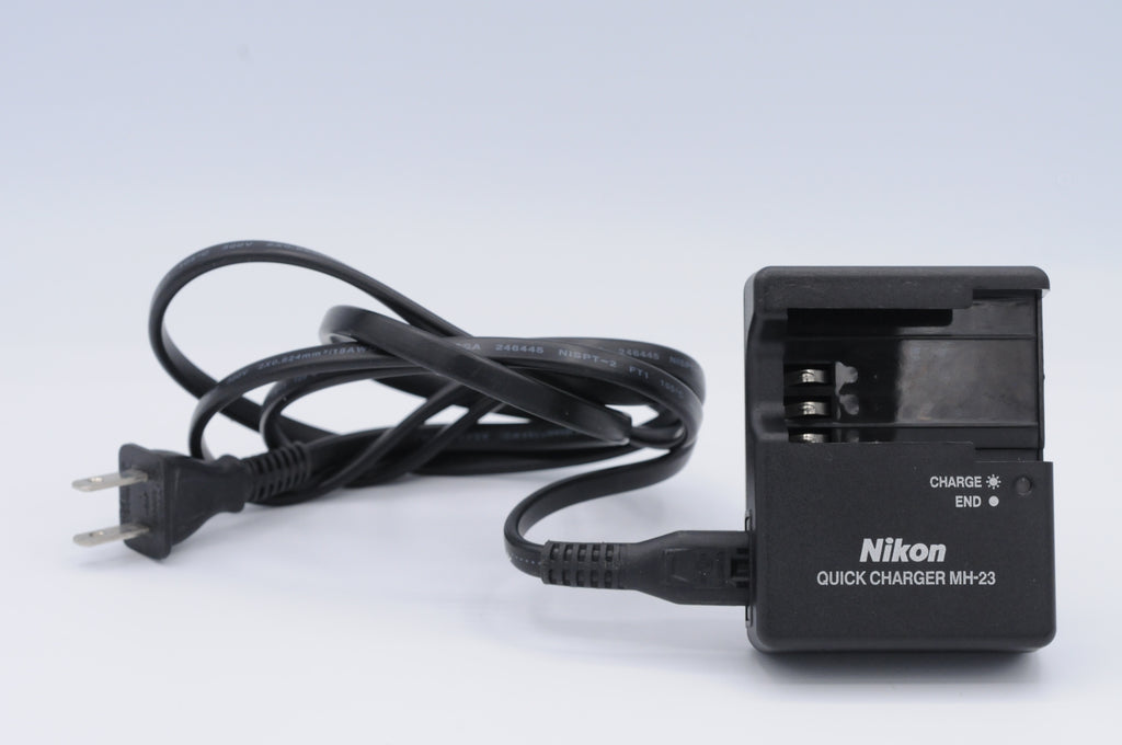 Nikon D40 with Nikon AF Nikkor 18-55mm f3.5 - 5.6 DX