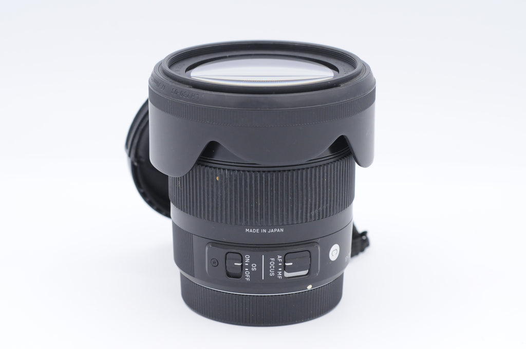 Sigma 17-70mm f2.8 - 4 Canon EF Mount