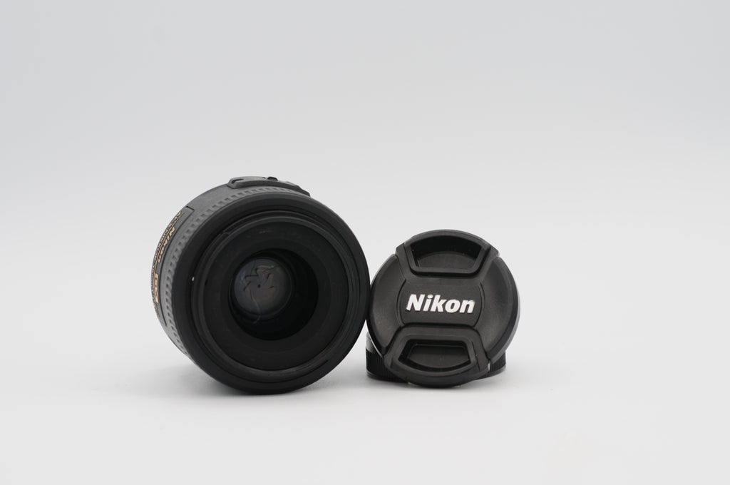 Nikon 35 mm F/1.8G AF-S DX Lens
