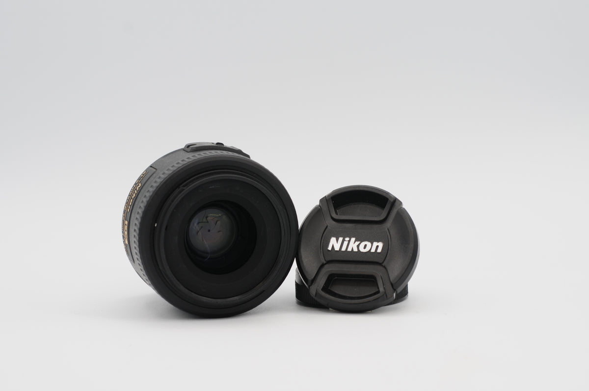 Nikon 35 mm F/1.8G AF-S DX Lens