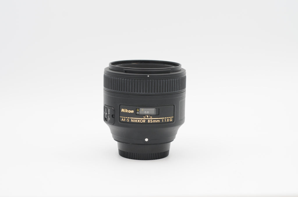 Nikon Nikkor 85mm f/1.8