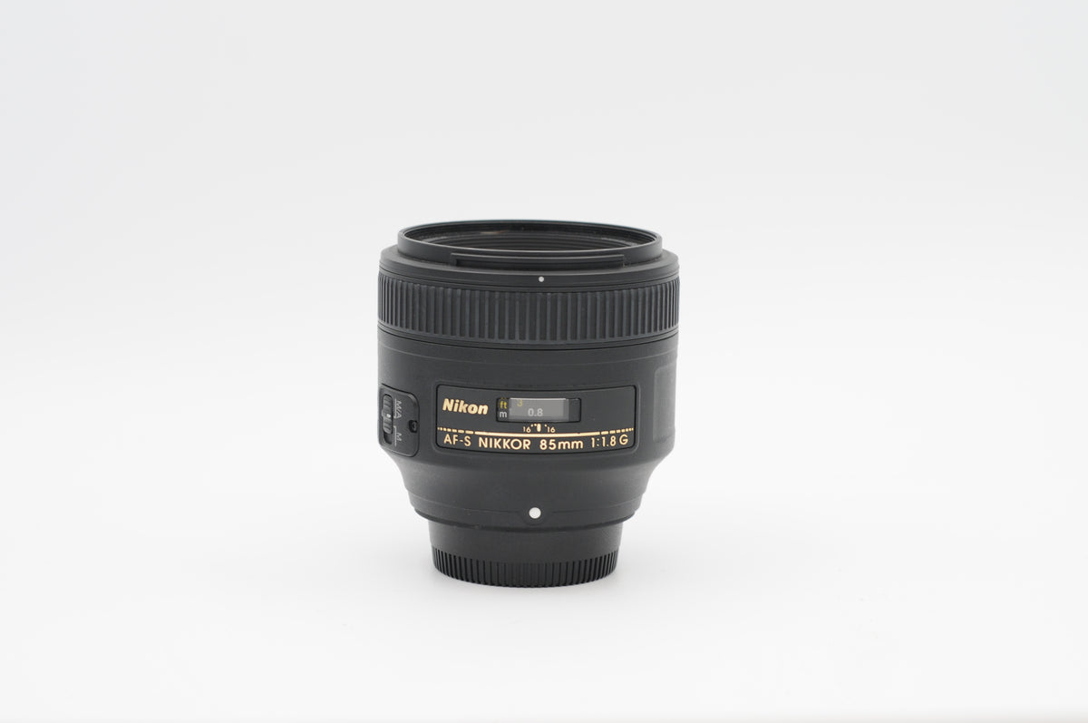 Nikon Nikkor 85mm f/1.8