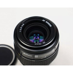Zoom-NIKKOR AI-S 35-70mm f/3.3-4.5 AF Lens