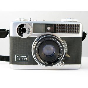 Fujica Half 1.9